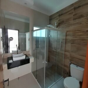 casa renato parente prox a praca (7)